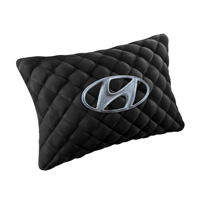 Подушки из алькантары Подушка из алькантары с вышивкой Hyundai (Черная/Белая)